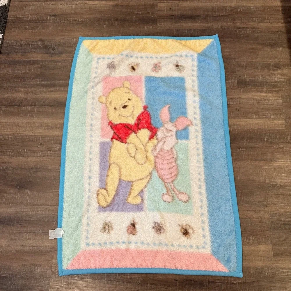 Vintage Disney Winnie The Pooh Piglet Pastel Fleece Baby Blanket Plush Soft